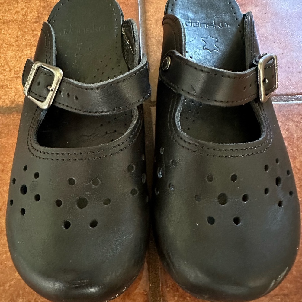 Dansko Merrie Cabrio Slip-on Black Clogs 37